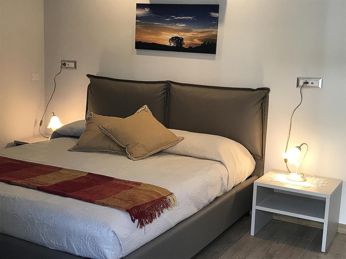 Casa Soave B&B Альба Екстер'єр фото